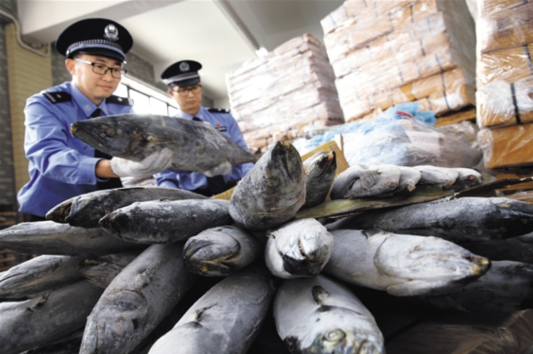 Chinese Crackdown on Salmon Smuggled Through Vietnam in Nation-Wide Raids